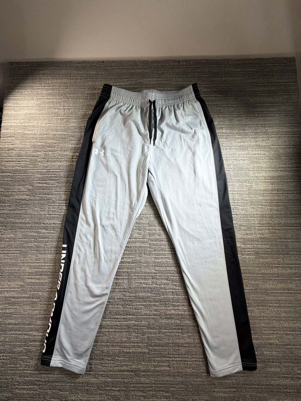 Under Armour Men's Loose Fit Logo Track Pants Size Large
